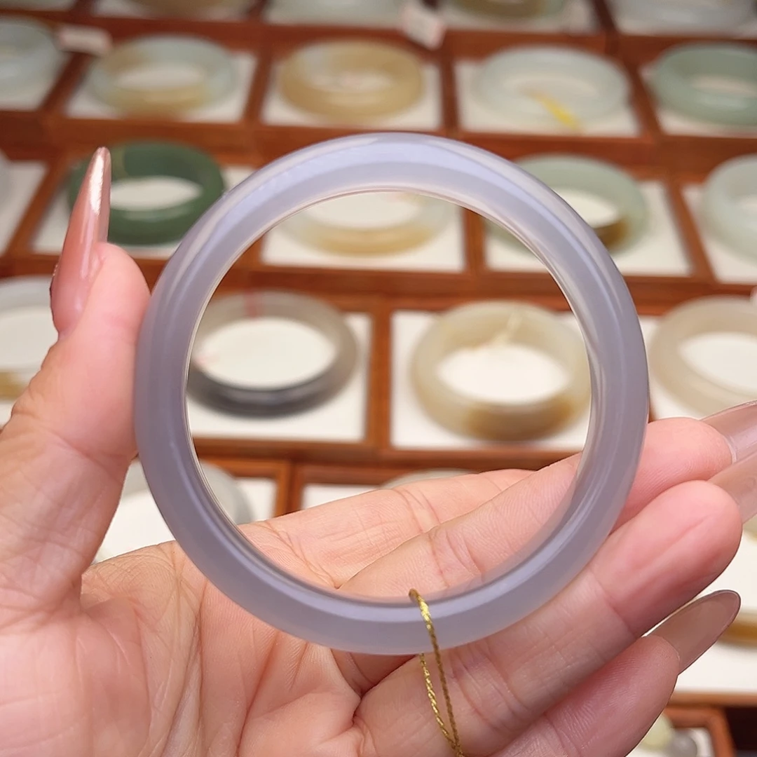 和田玉未镶嵌手镯53.7