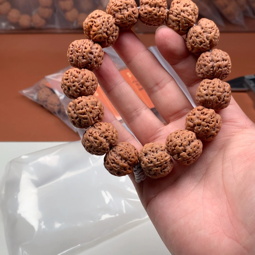 金刚菩提手串22古龙方墩梅花