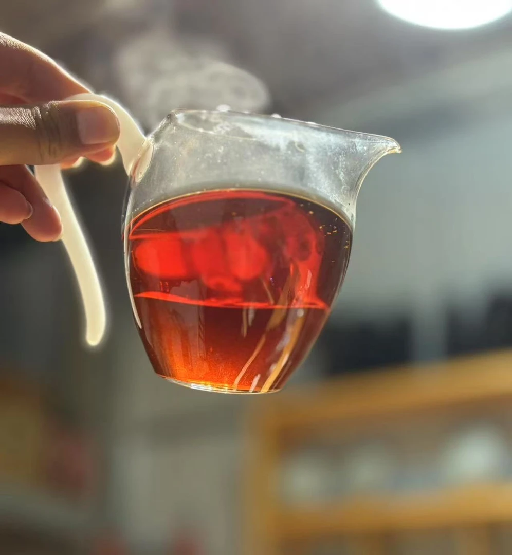 2019年蛇年大吉100克饼熟茶