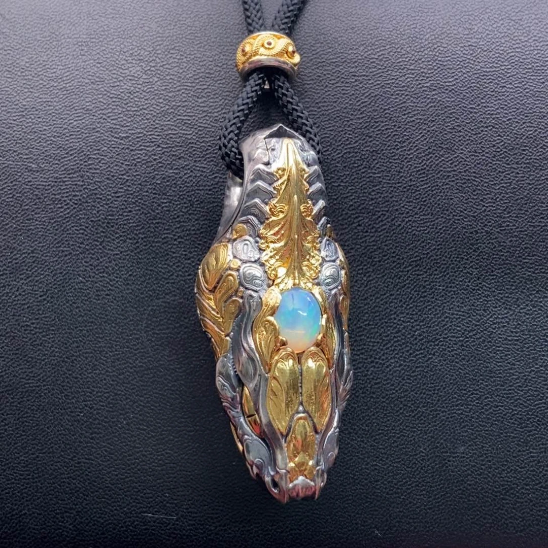 银S925镶嵌欧泊颈饰