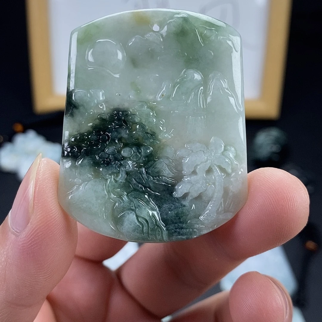 翡翠未镶嵌颈饰翡翠