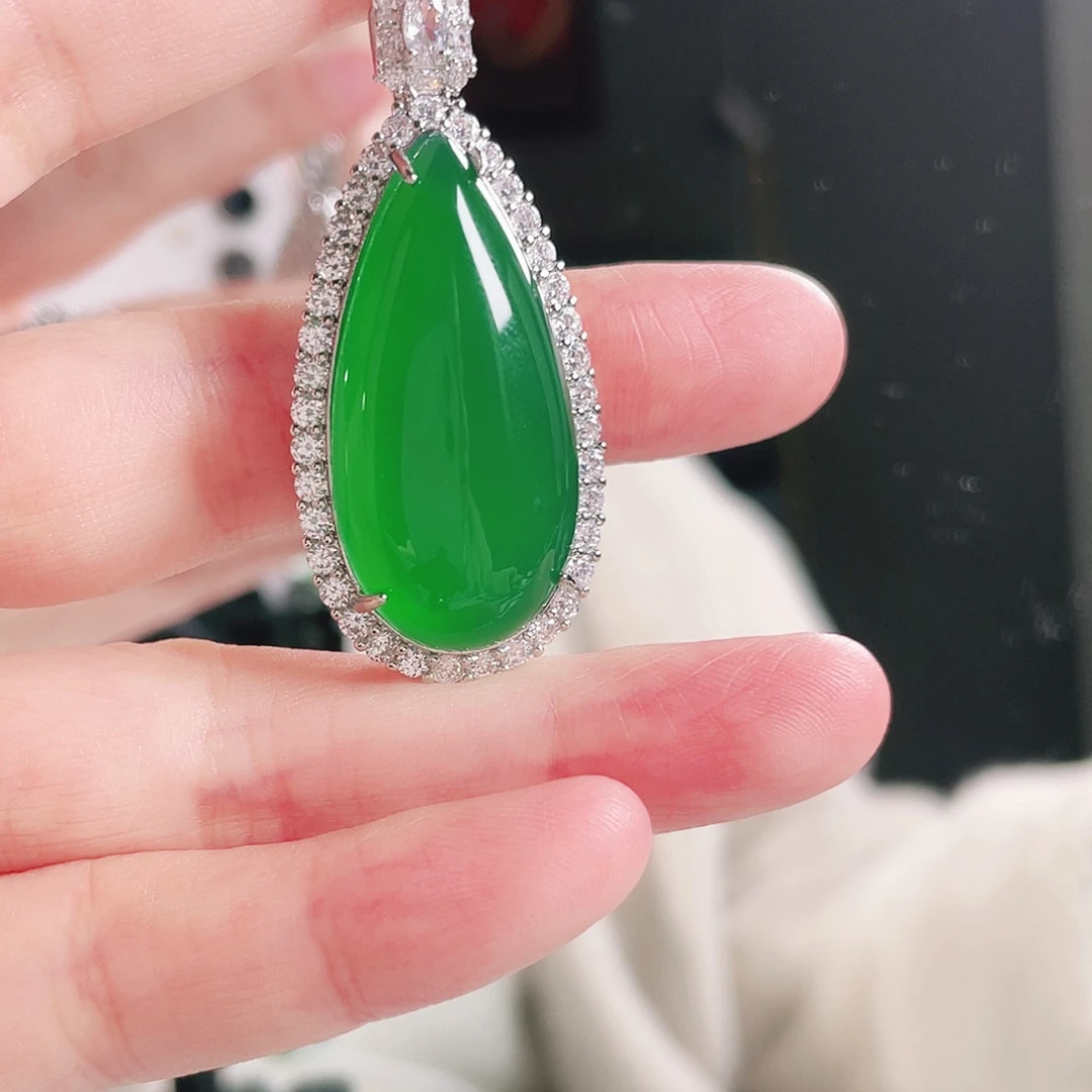 玛瑙/玉髓合金颈饰