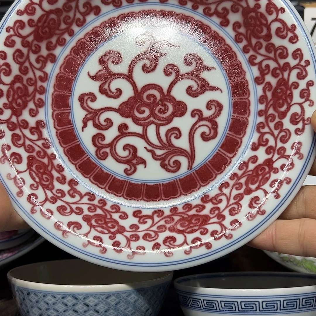 ****晨青花釉里红缠枝莲壶承