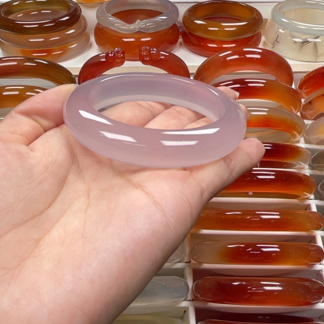 无***告手镯玛瑙/玉髓未镶嵌