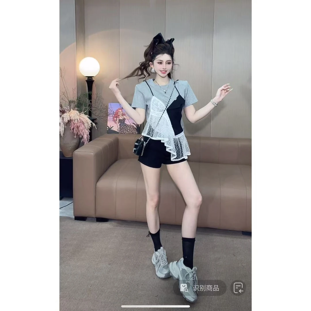 DACPAN-“穿衣舒适区”假两件拼接上衣 垫肩可拆 2025/盼·PP 7706