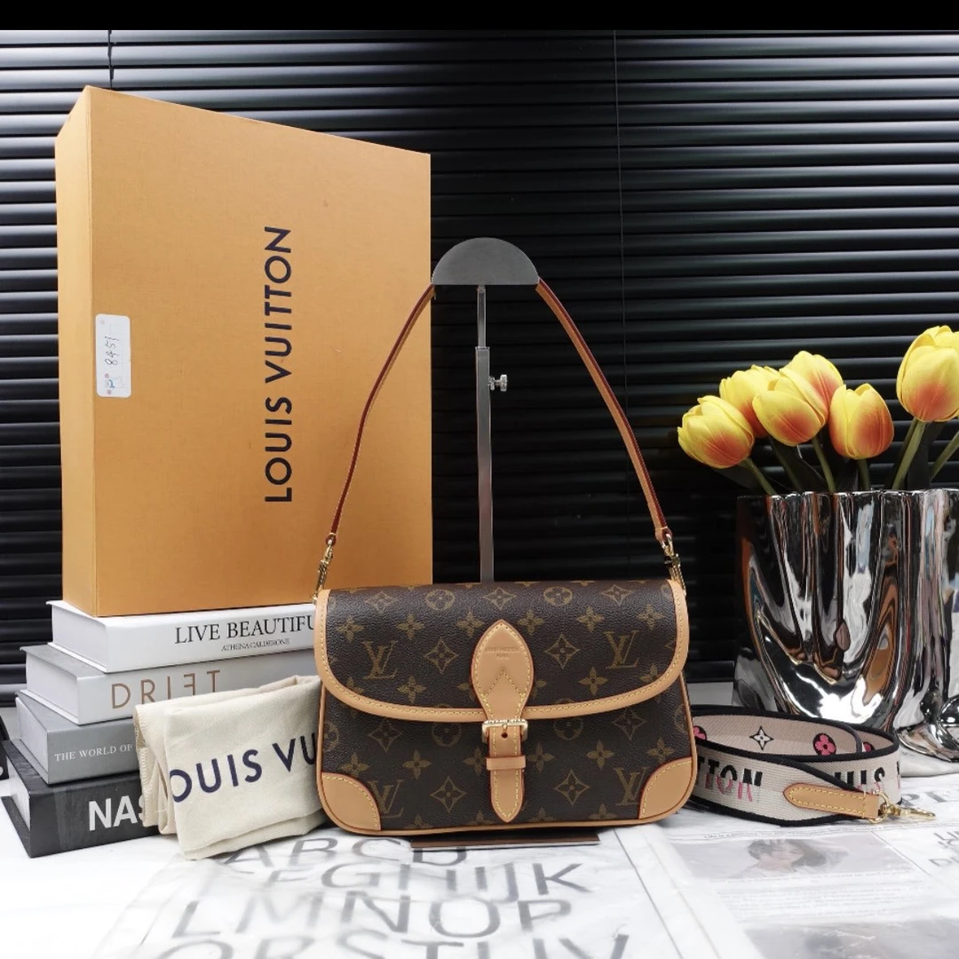 99新 LouisVuitton/路易威登 单肩包/T10292135