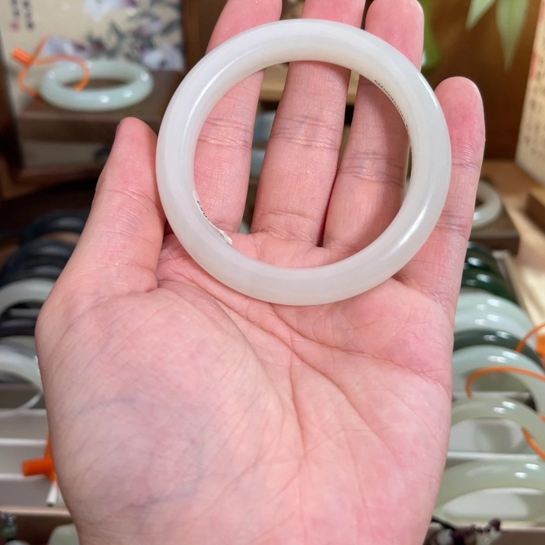 喜***z未镶嵌和田玉珠宝半成品