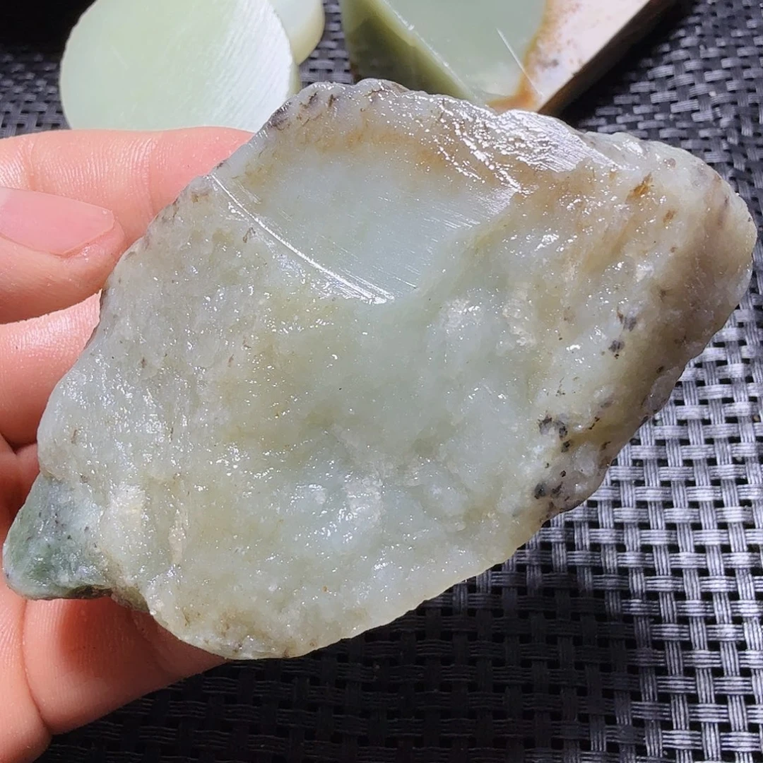 和田玉（糖玉）未镶嵌珠宝半成品
