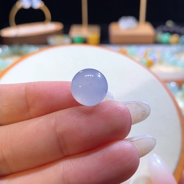 翡翠未镶嵌吊坠(不含链)翡翠冰淡蓝珠卡12.3m