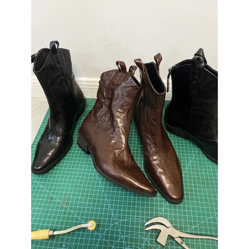 尖头高跟鞋短靴女真皮粗跟复古v口靴子百搭小众显瘦西部牛仔靴