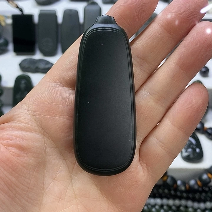 和田玉（青玉）未镶嵌珠宝奇石