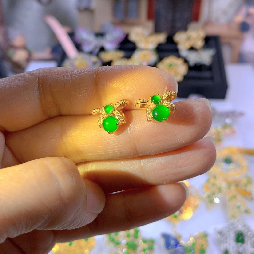 颈饰银S925镶嵌翡翠