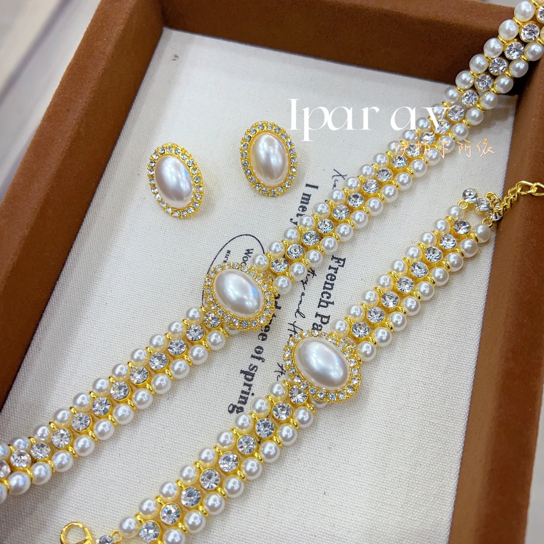 铜合金项链 伊帕尔阿依新款时尚百搭轻奢古风钛钢三件套精美气质