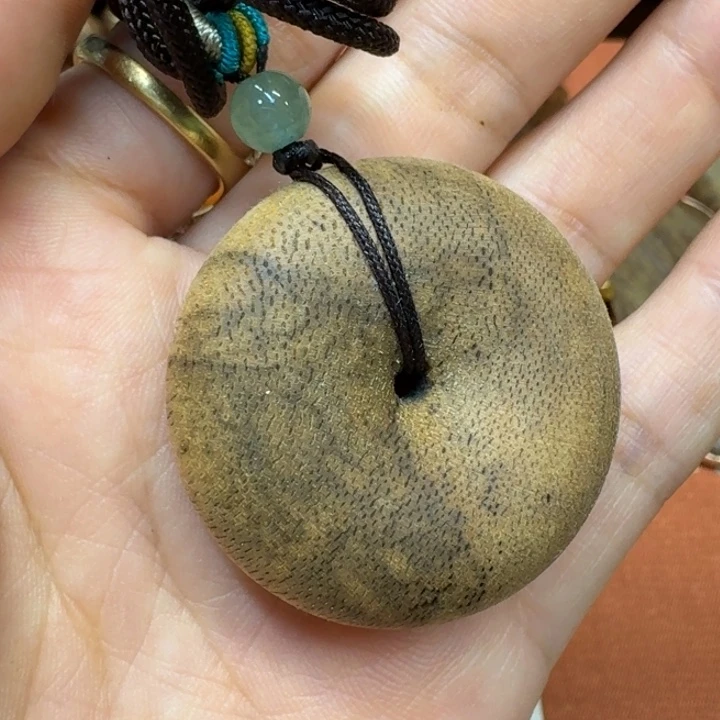 大叶紫檀（黑酸枝木类）