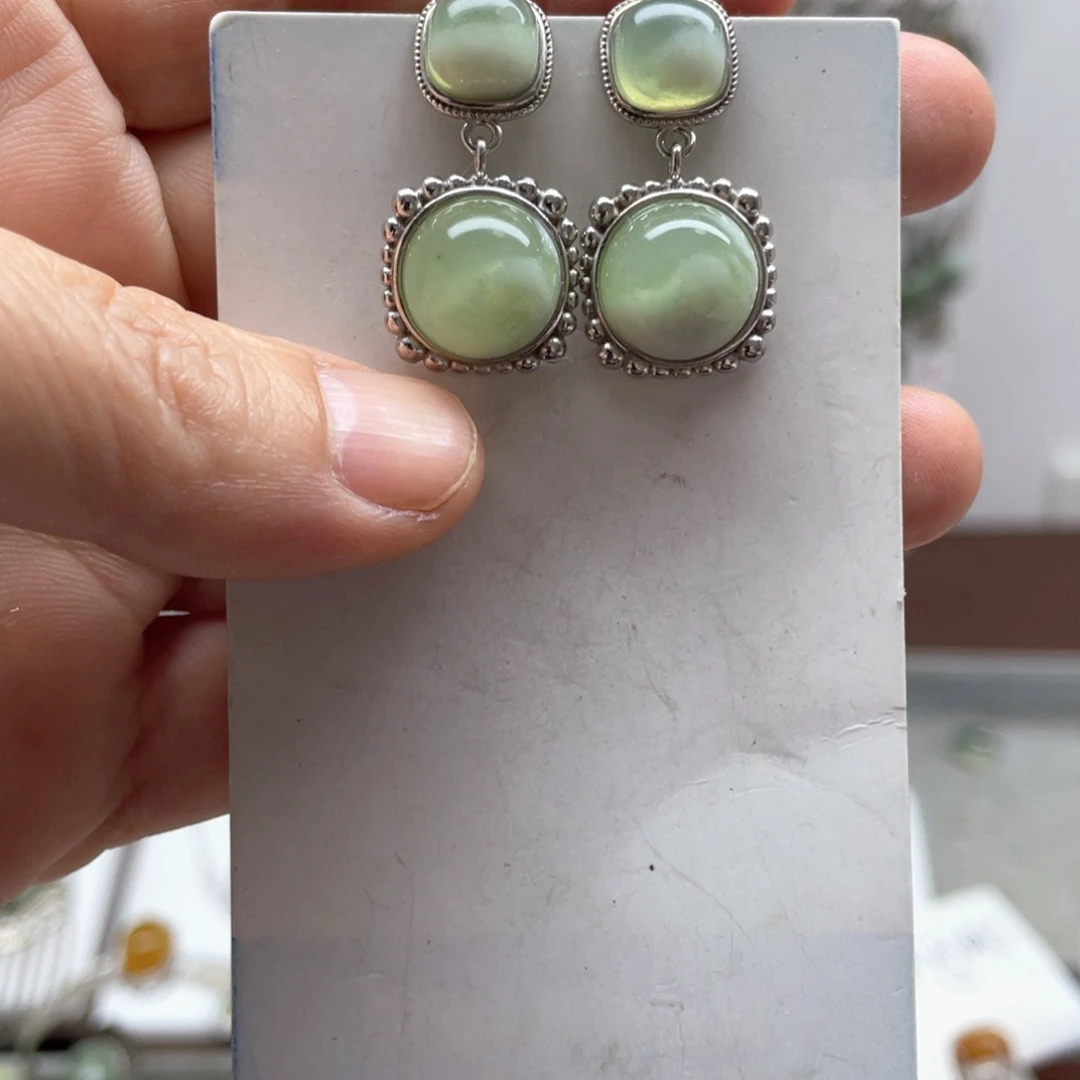 蛇纹石玉未镶嵌戒指