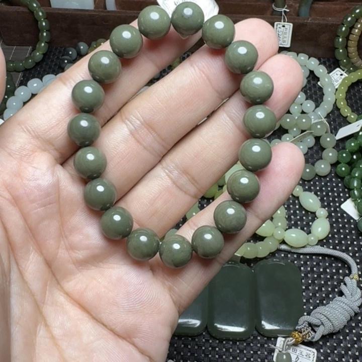 未镶嵌手串和田玉