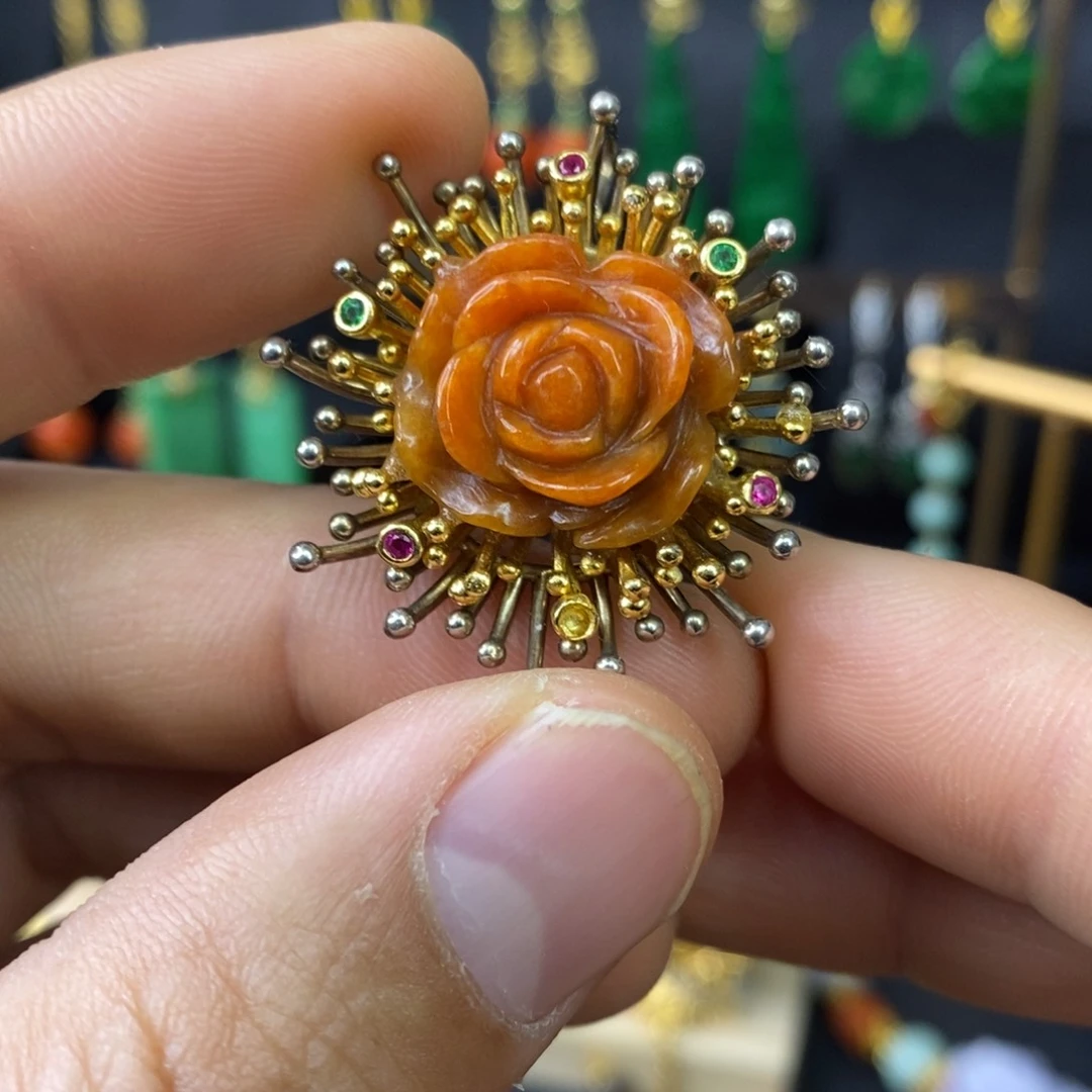 颈饰未镶嵌翡翠吊坠