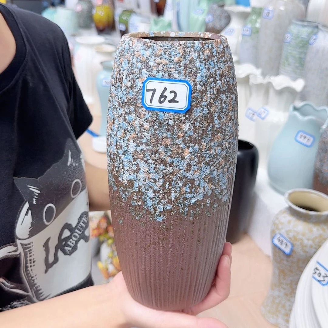 762号陶瓷高25厘米一个