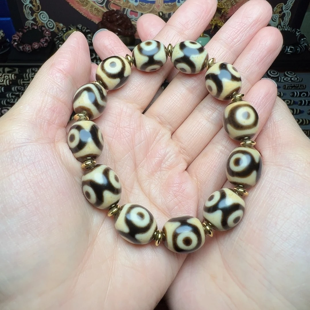 玛瑙/玉髓颈饰未镶嵌摆***忆