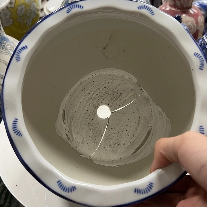 瓷片微瑕 。。。。。。。。。。。