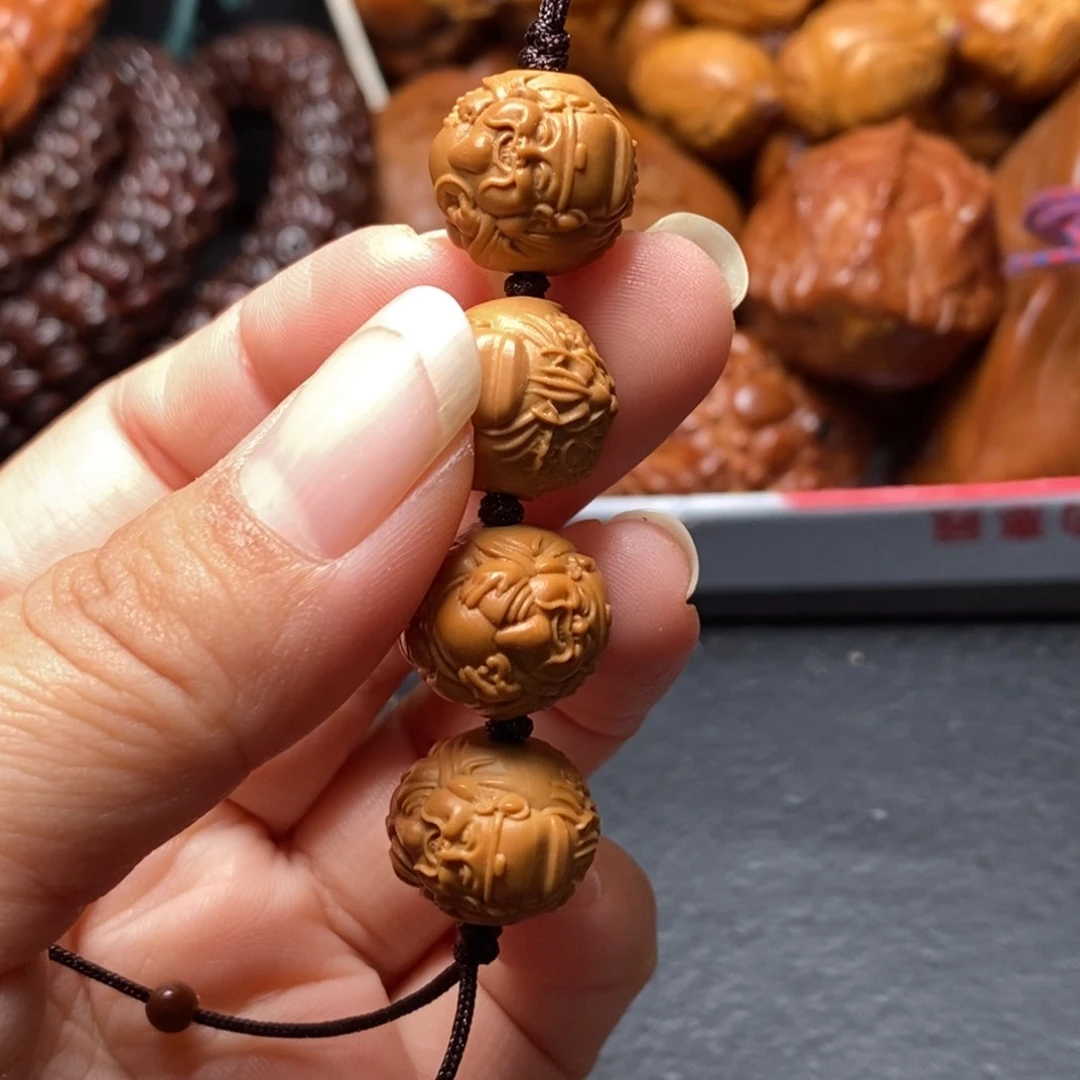 吊坠猴头核桃猴头