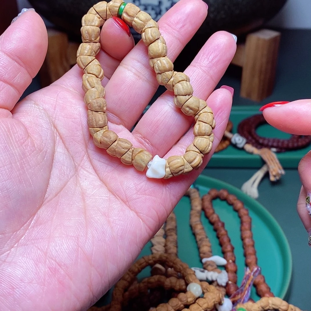 柏香籽/百香籽吊坠165