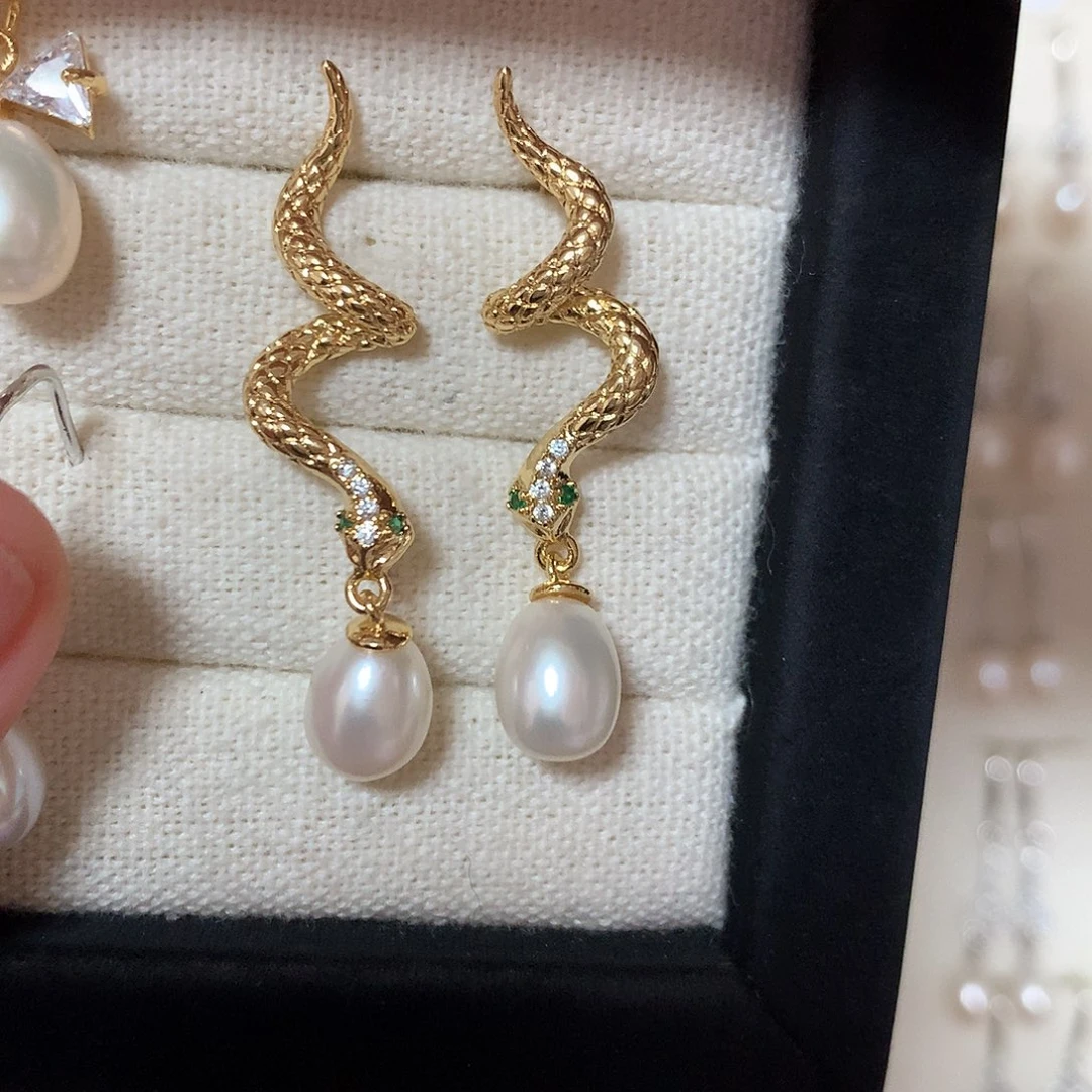 淡水珍珠耳饰合金