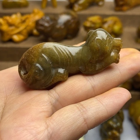 蛇纹石玉未镶嵌颈饰21
