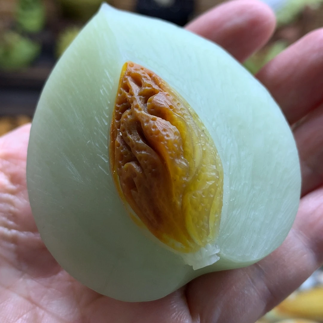 未镶嵌蛇纹石玉摆件