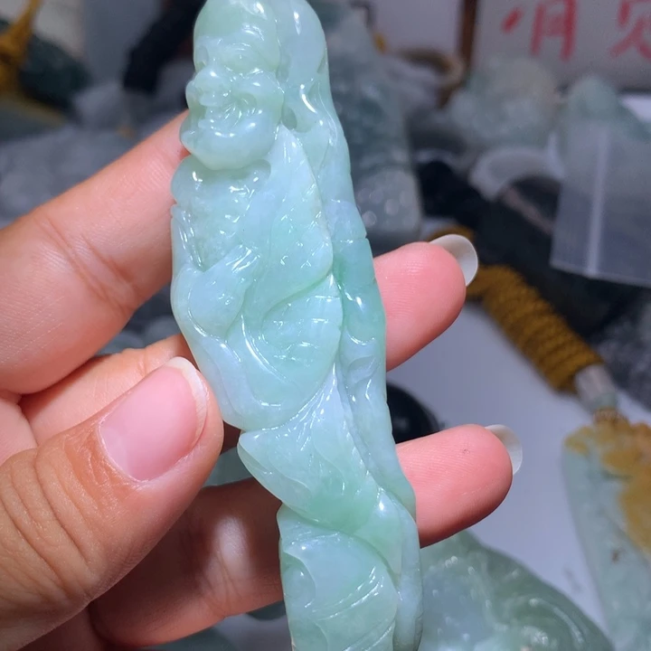 翡翠未镶嵌颈饰保真天然A货翡翠