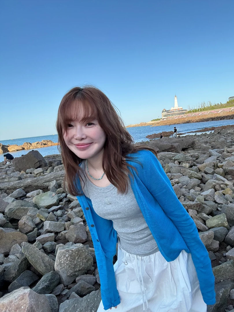 【BORAKOO】2色冰丝感超薄针织开衫