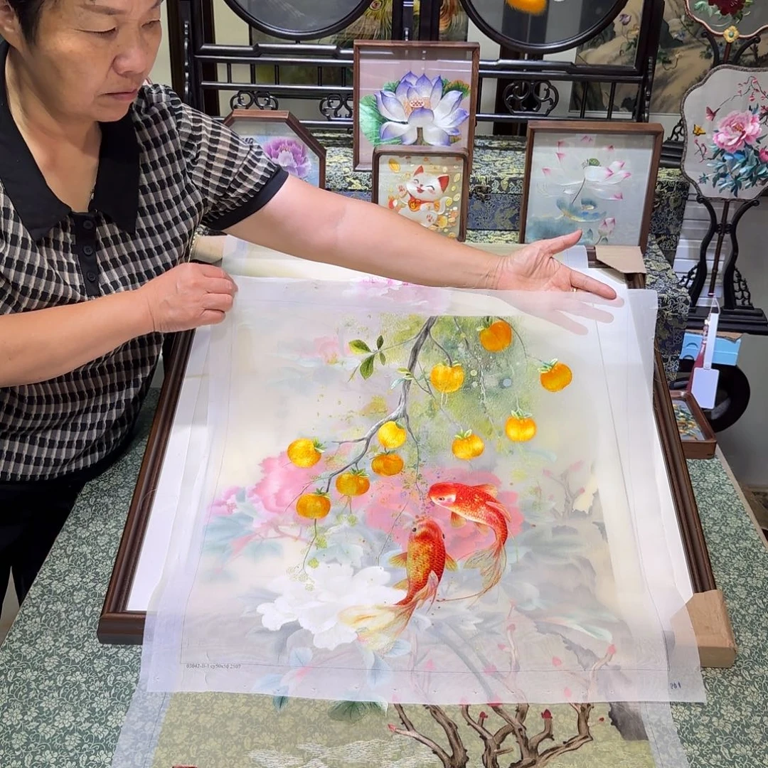刺绣刺绣工艺精湛独特设计新颖时尚