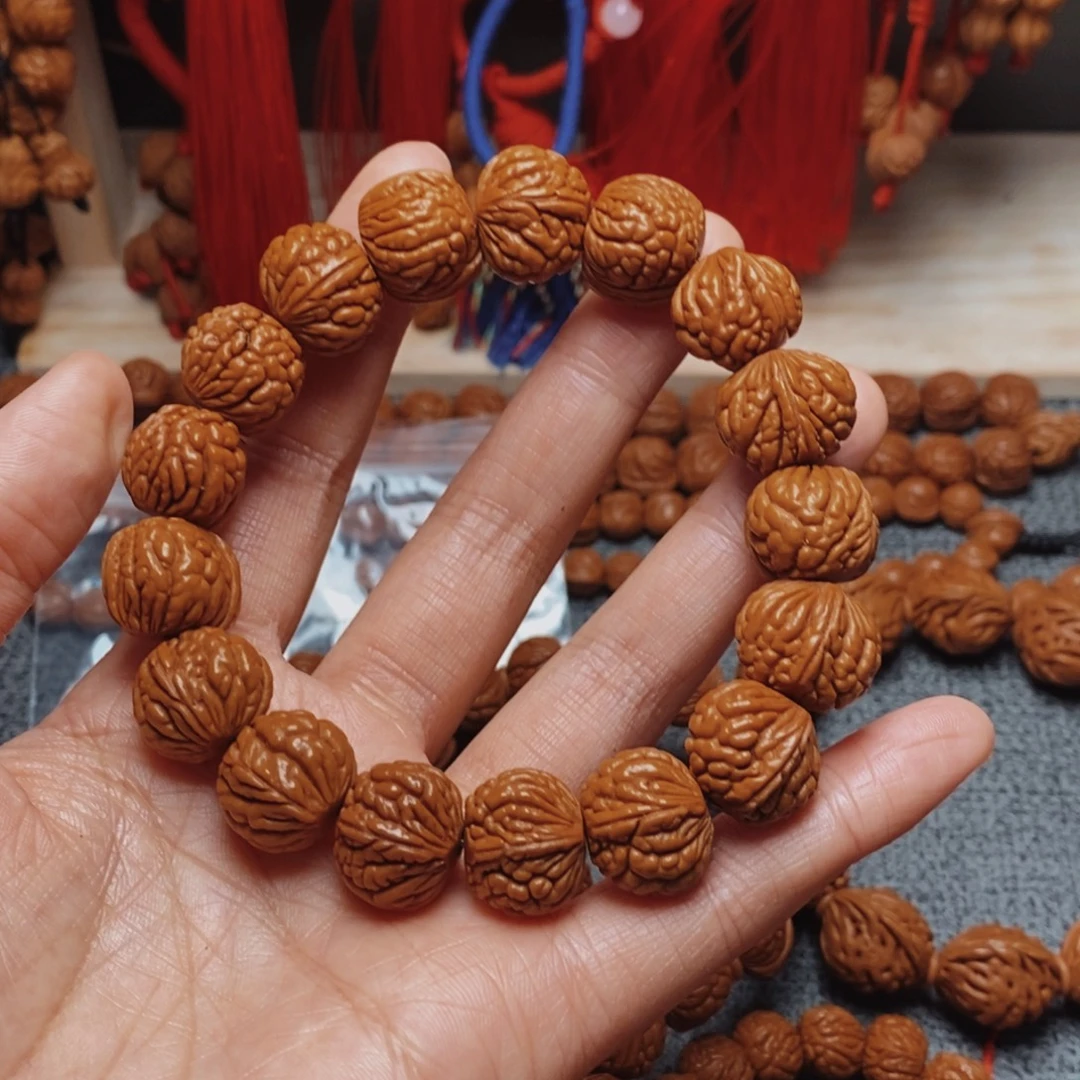 持***、吊坠桃核桃枭手串1