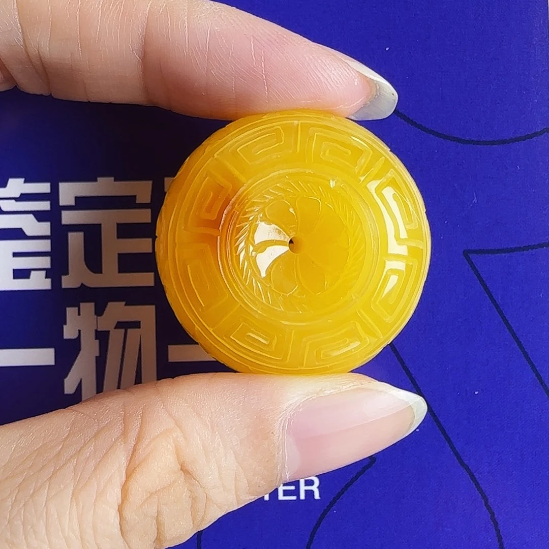蜜蜡未镶嵌颈饰蜜蜡回纹珠雕刻微瑕