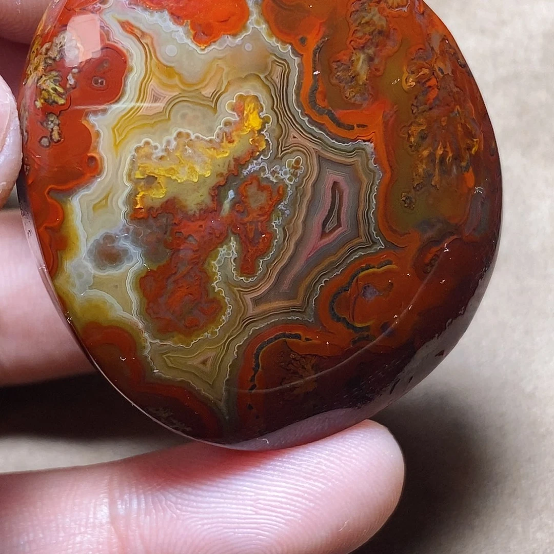 玛瑙/玉髓颈饰未镶嵌黑****滨