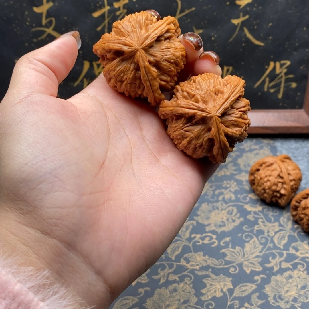 吊坠文玩核桃A*刘白狮子