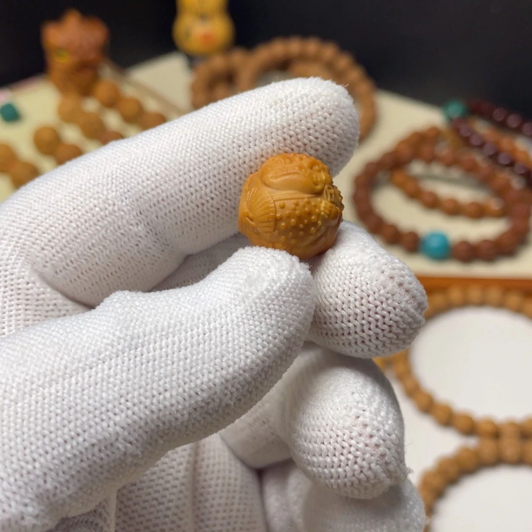 吊坠猴头核桃金蟾1