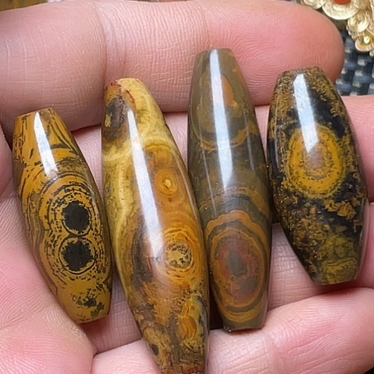 用***7玛瑙/玉髓未镶嵌颈饰