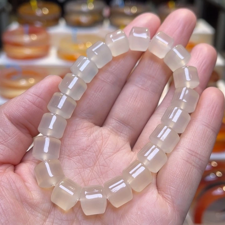 玛瑙/玉髓手串未镶嵌