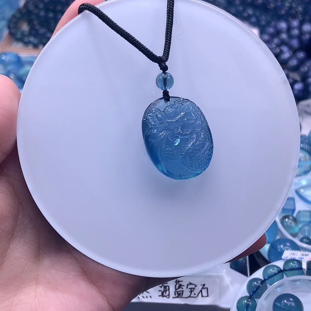 未镶嵌手串海蓝宝石龙牌 500元