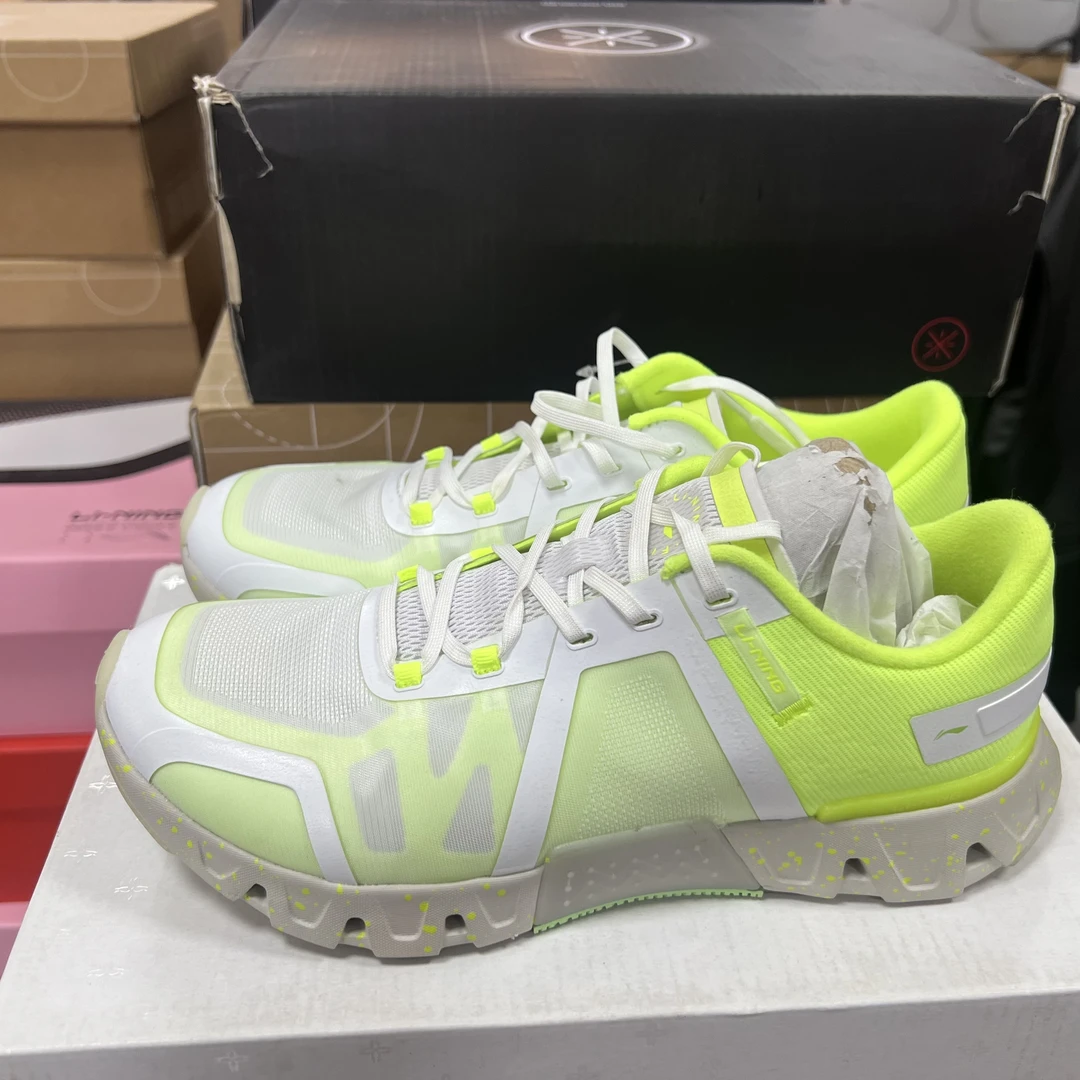 《B品以直播展示为准》发黄（X1087）李宁女子休闲运动鞋AFVT004-14