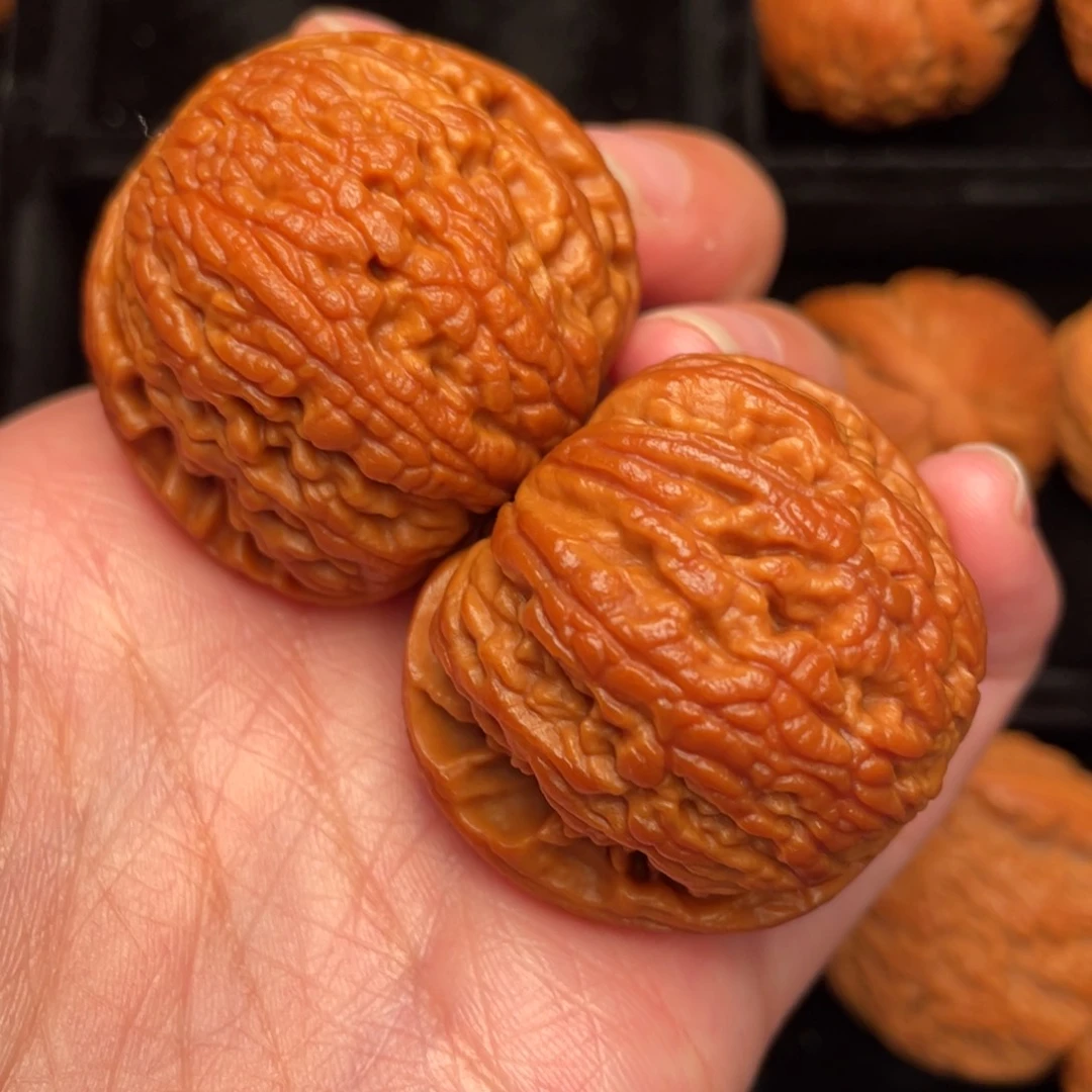 文玩核桃吊坠秦岭野生文玩核桃