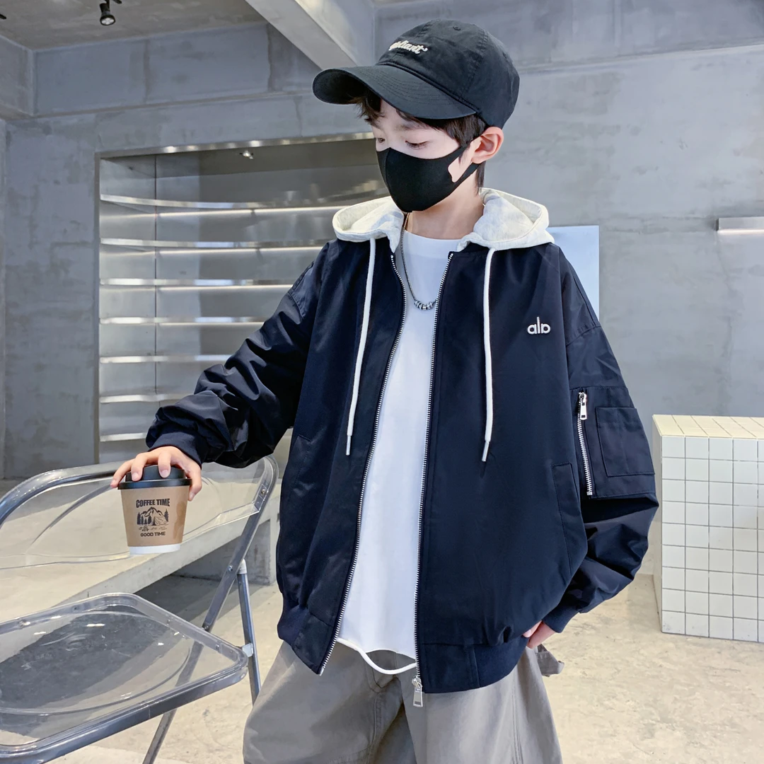 儿童外套男童春秋款2025新款男孩秋装夹克帅气中大童连帽上衣秋季