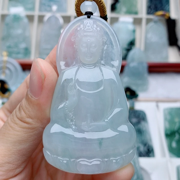 H***H翡翠未镶嵌颈饰素衣