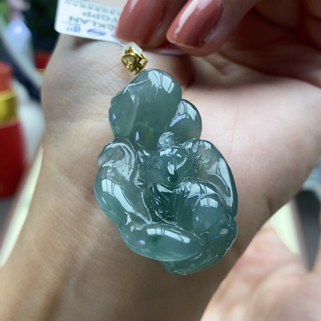 翡翠18K金镶嵌颈饰吊坠43