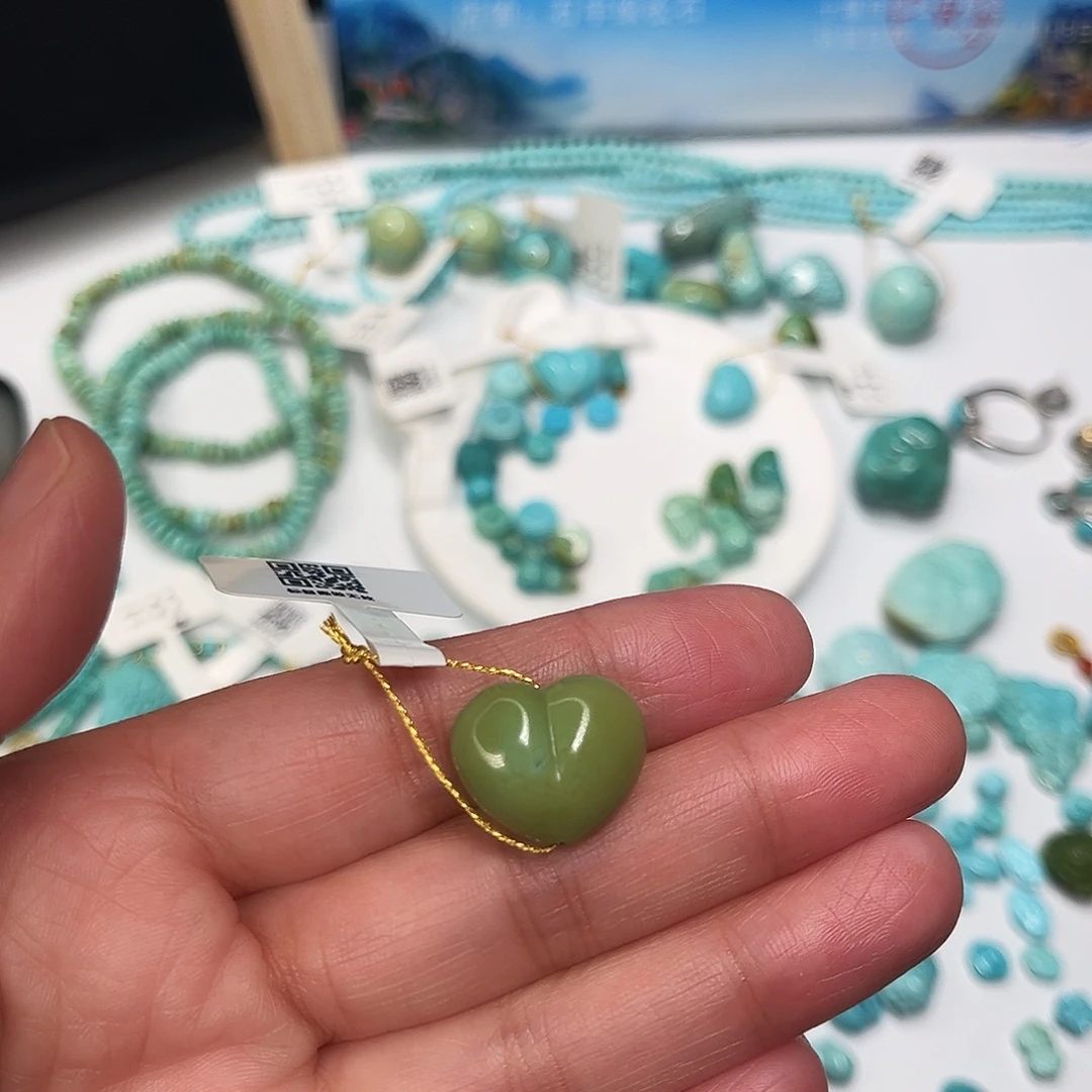 绿松石未镶嵌珠宝半成品