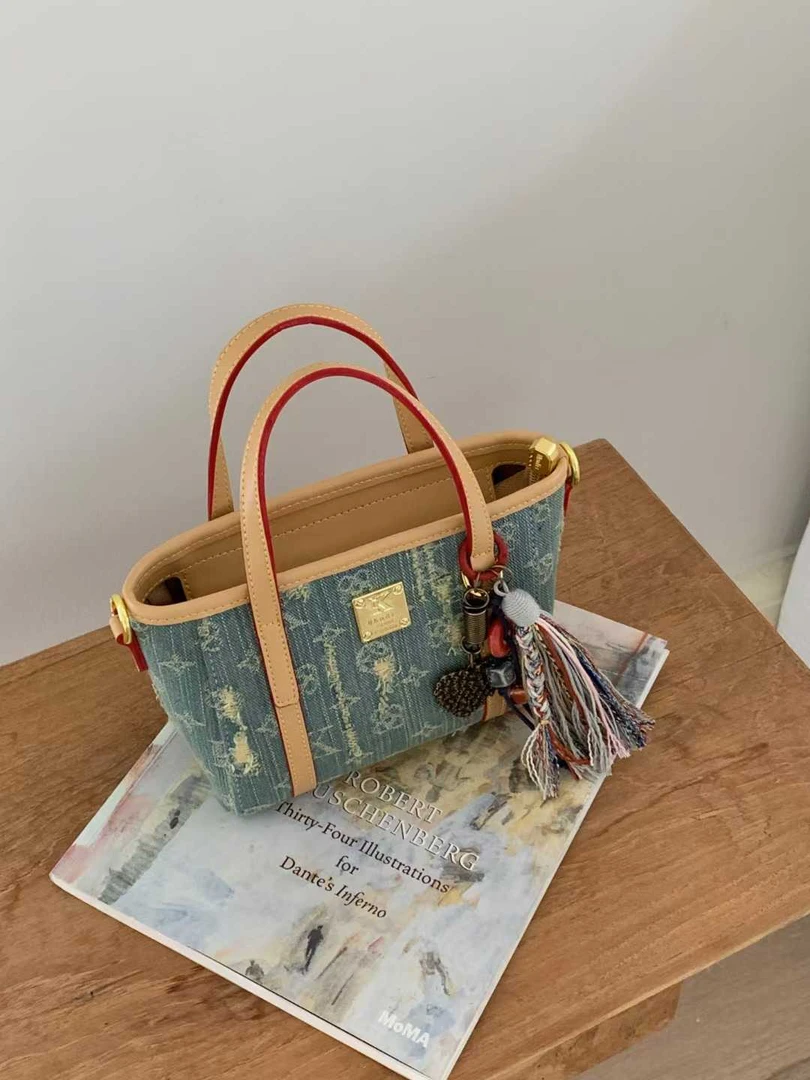 新款牛仔女包包菜篮子包百搭女士国风手绘单肩肩包斜跨96813时尚