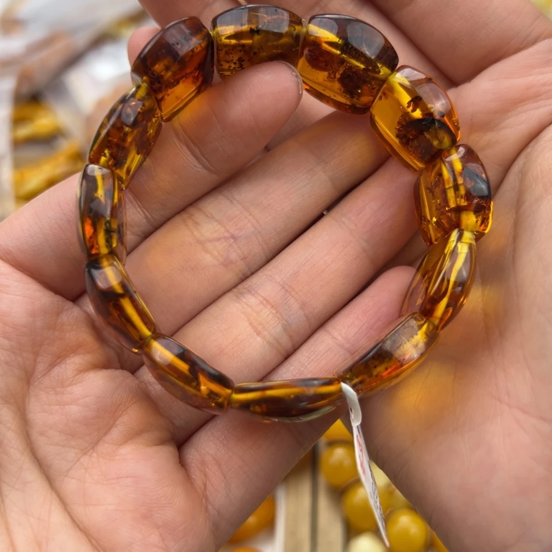 琥珀珠宝奇石未镶嵌