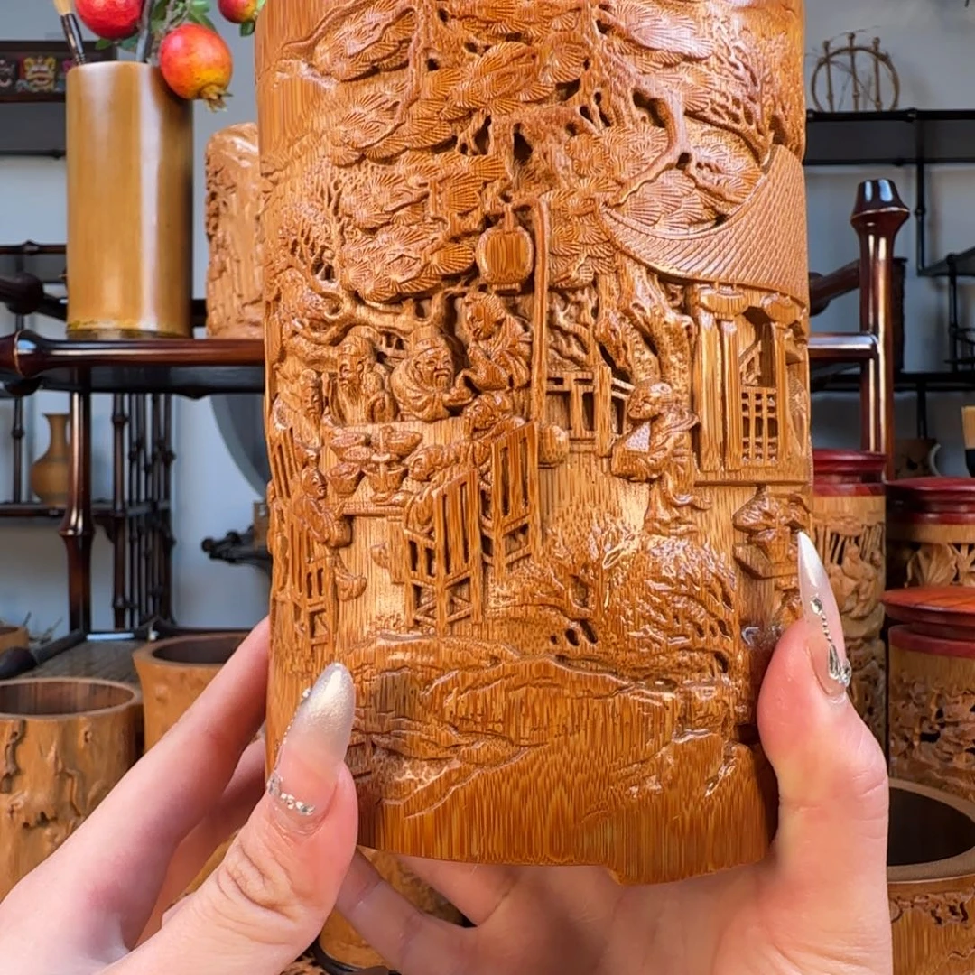 l***9香榧木夜宴图中号笔筒