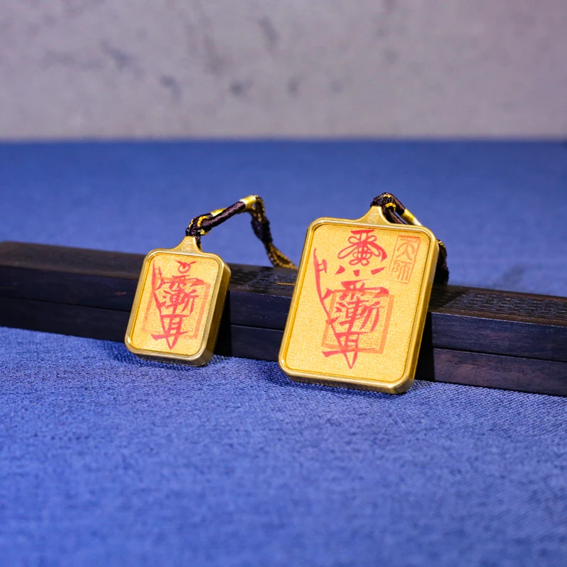 【来自骑龙宫的礼物】纯手绘手机包包车载随身挂饰挂件